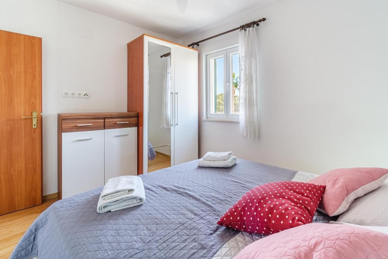 Villa Trebotic Milna  Zewnętrze zdjęcie
